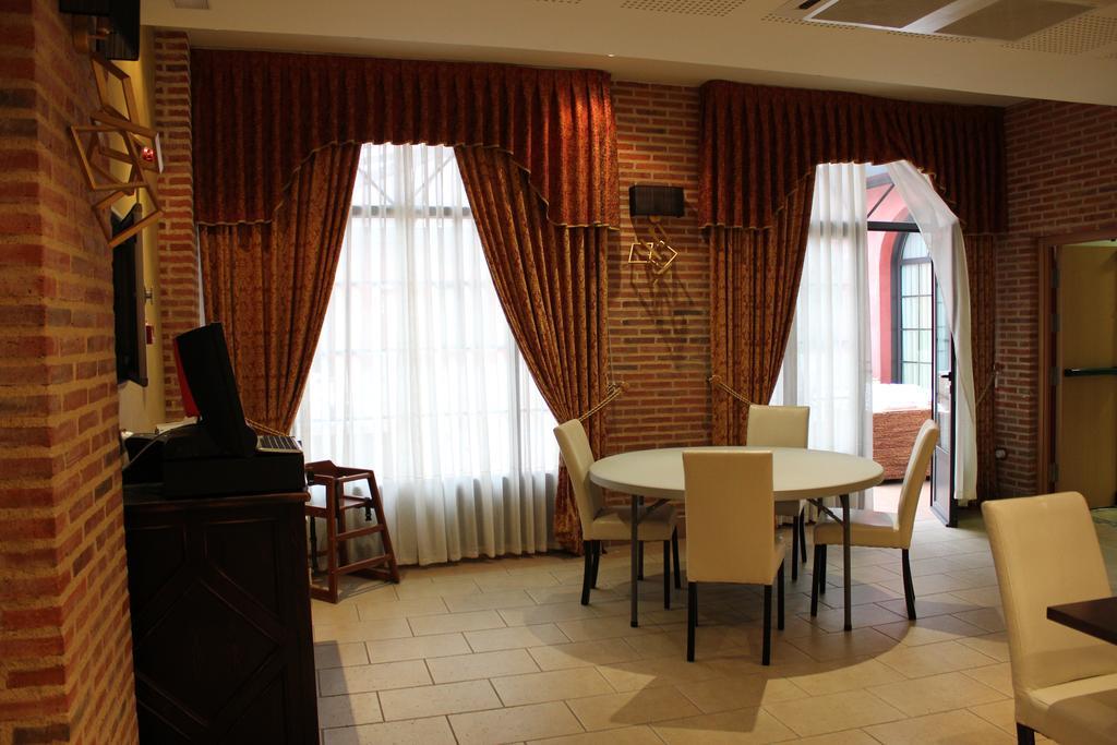 Hospedium Hotel Vittoria Colonna Medina De Rioseco Luaran gambar